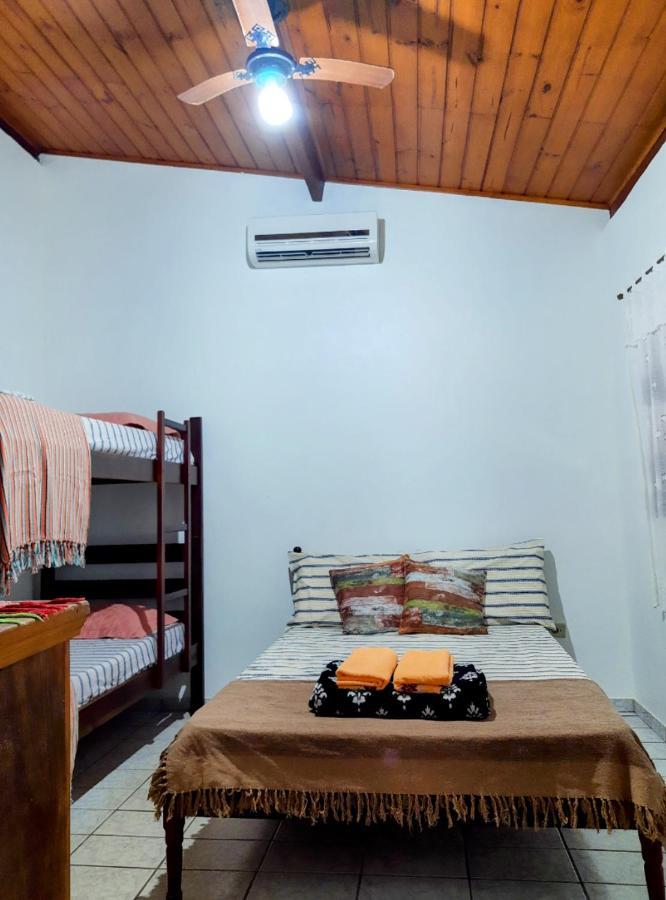Suite Pe Na Areia- Espaco Independente Na Praia Do Curral Com Localizacao Privilegiada - Simplicidade E Comodidade Com O Por Do Sol Mais Lindo De Ilhabela - Melhor Custo Beneficio Para Ate 4 Pessoas , Na Av Jose Pacheco Do Nascimento Nº 7682 Exterior photo