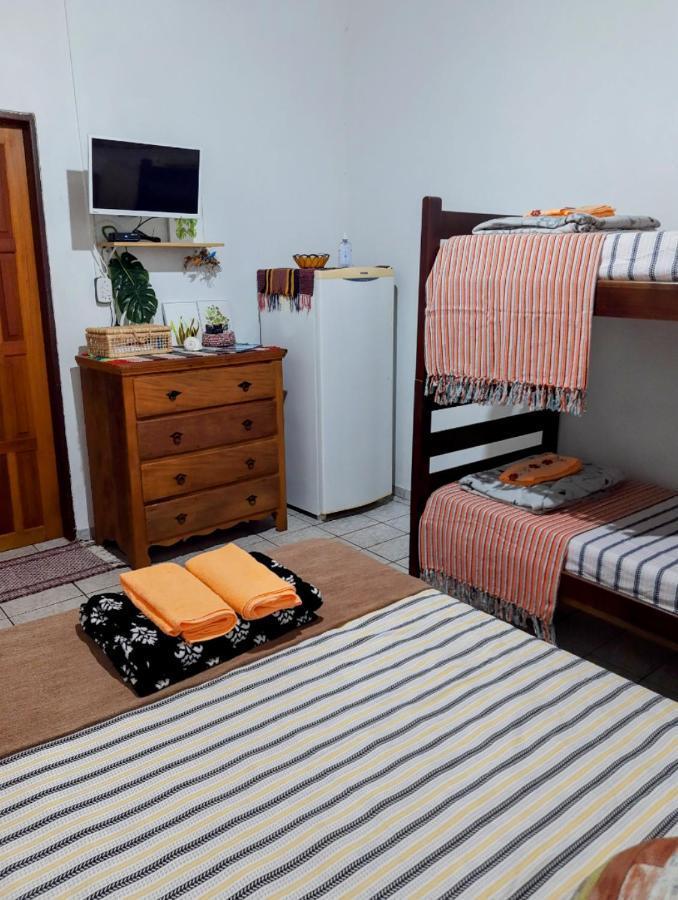 Suite Pe Na Areia- Espaco Independente Na Praia Do Curral Com Localizacao Privilegiada - Simplicidade E Comodidade Com O Por Do Sol Mais Lindo De Ilhabela - Melhor Custo Beneficio Para Ate 4 Pessoas , Na Av Jose Pacheco Do Nascimento Nº 7682 Exterior photo